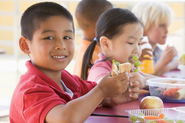 Children eating lunch