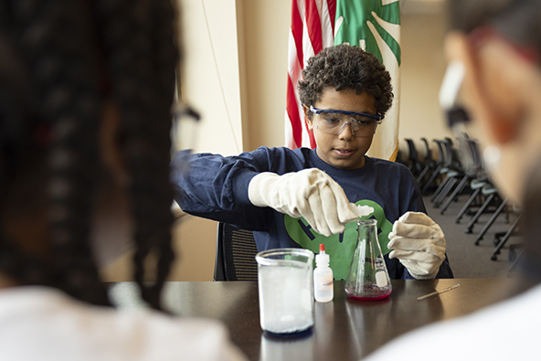 photo of 4-h science experiment